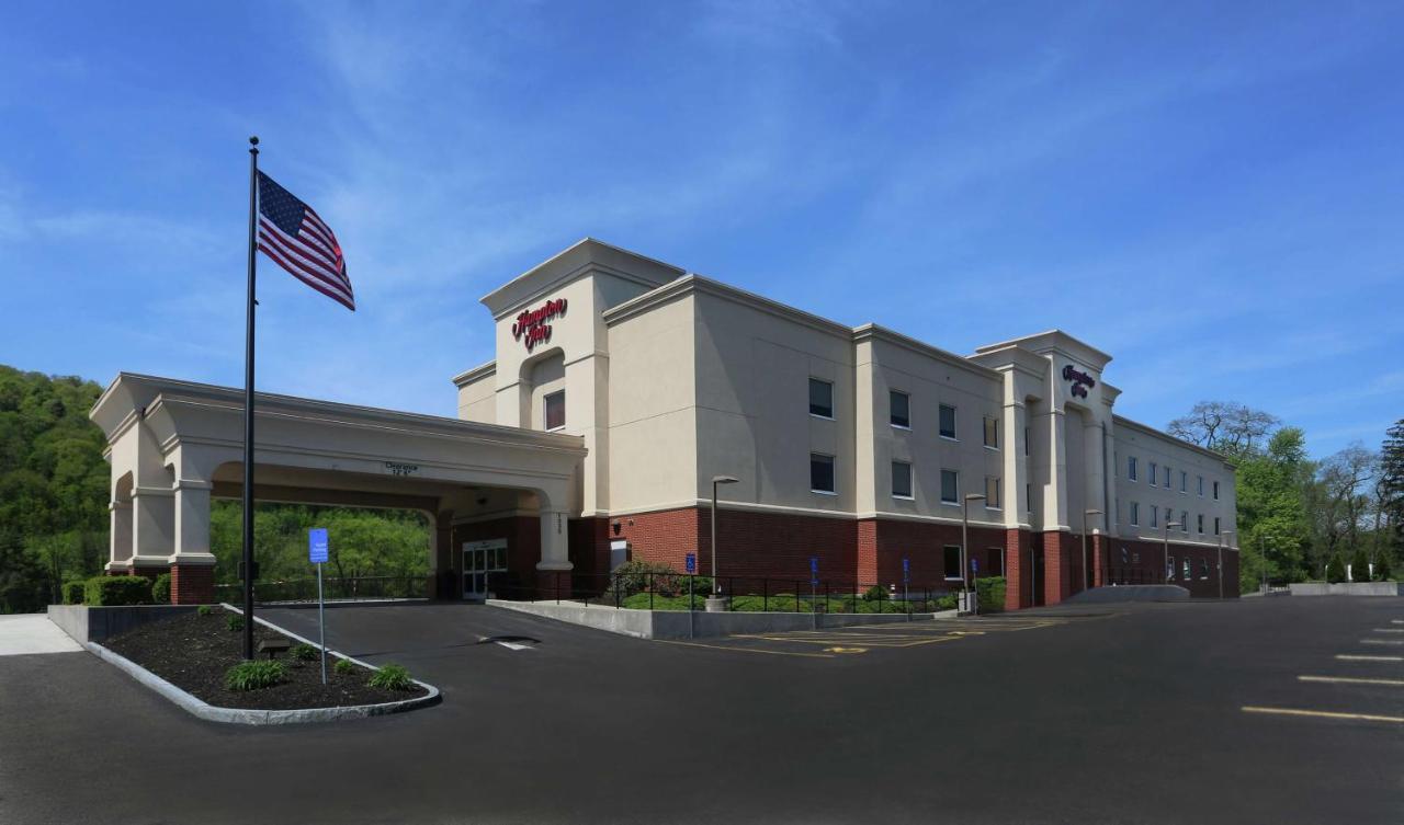 Hampton Inn Owego Exterior foto